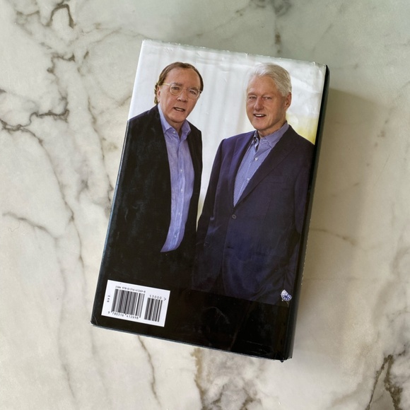 The President is Missing : Bill Clinton and James Patterson - Picture 2 of 3